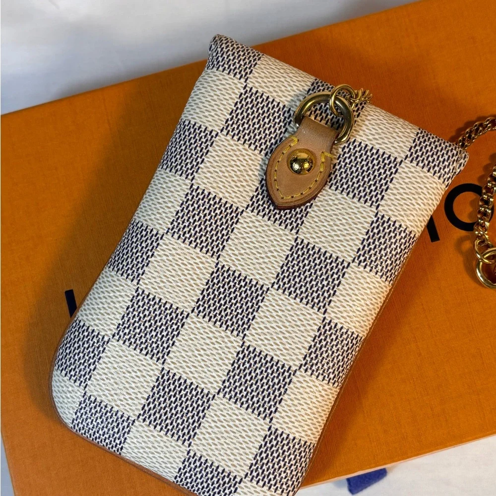 Louis Vuitton Azur Etui Telephone Mm - Picture 3 of 14